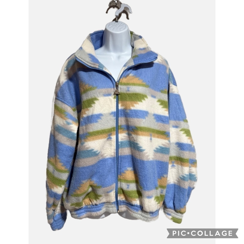 Vintage 80s Active Sensation soft fuzzy Blue and Cream Patterned Zip-Up Jacket